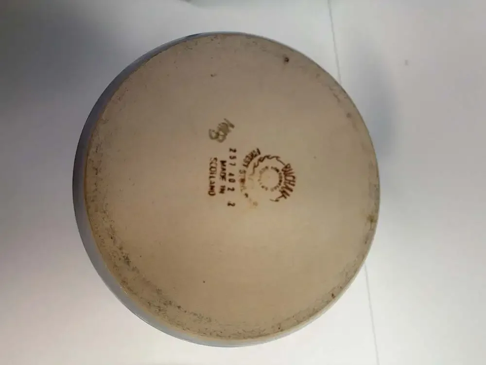 Buchan Thistleware Stoneware Round Covered Casserole Dish Portobello Scotland